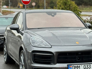 Porsche Cayenne Coupe foto 4