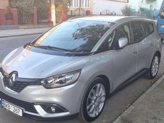 Renault Grand Scenic foto 1