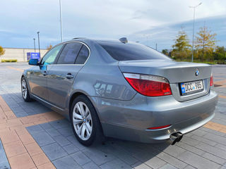 BMW 5 Series foto 3