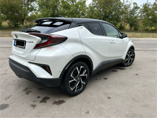 Toyota C-HR foto 6