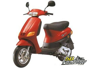 Yamaha Aerox  Malaguti F 10  F 12  Piaggio  Zip  Piaggio Liberty Szuki Katana  разборка foto 5