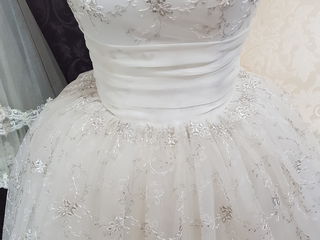 Оригинальное свадебное платье!!! foto 6