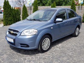 Chevrolet Aveo foto 1