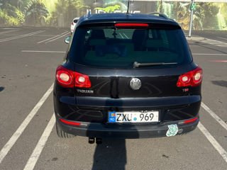 Volkswagen Tiguan foto 6