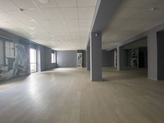 Spatiu comercial Piata Centrala Str. Armeneasca 140m2 foto 2