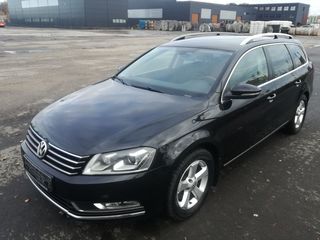 Volkswagen Passat foto 1