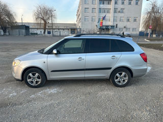 Skoda Fabia foto 2