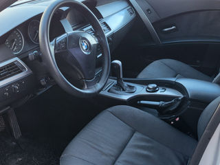 BMW 5 Series foto 8