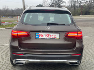 Mercedes GLC foto 6