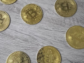 Suvenir bitcoin foto 4