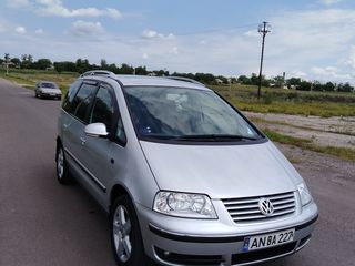 Volkswagen Sharan foto 6