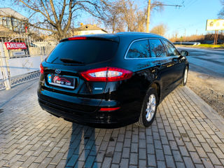 Ford Mondeo foto 7