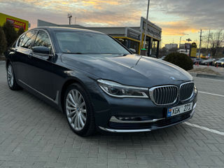 BMW 7 Series foto 3