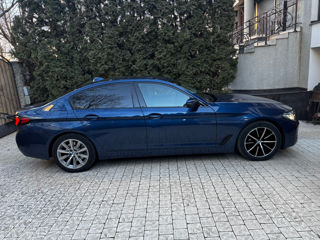 BMW 5 Series foto 4