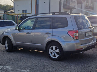 Subaru Forester foto 2