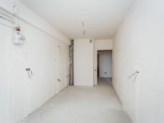 Apartament cu 3 camere, 108 m², Buiucani, Chișinău foto 3