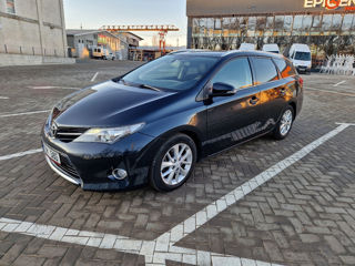 Toyota Auris foto 2