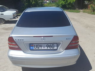 Mercedes C Class foto 5