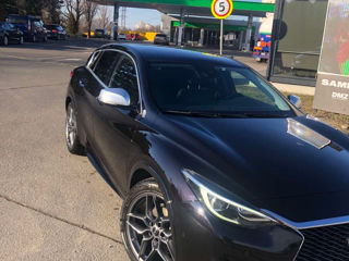 Infiniti Q30 foto 2