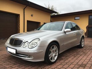 Mercedes W211 2004-06 foto 1