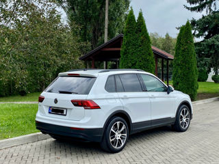 Volkswagen Tiguan foto 4