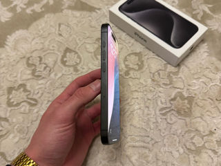 iPhone 15 Pro 128GB Black Titanium фото 2