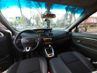 Renault Grand Scenic foto 9