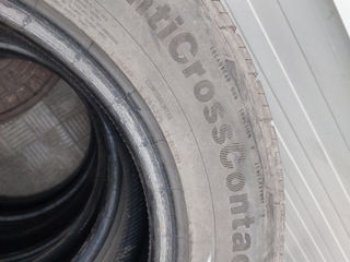 Continental ContiCrossContact LX2 215/65 R16 foto 2