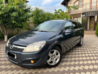 Opel Astra foto 0