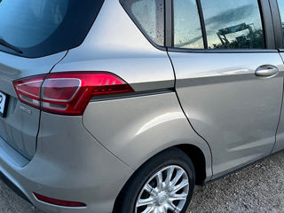 Ford B-Max foto 2