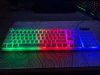 Vand tastatura RGB foto 2