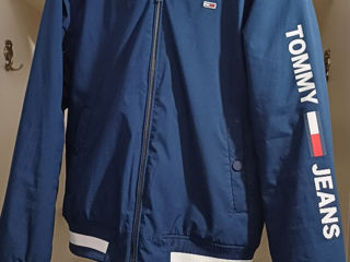 Куртка,scurta tommy hilfiger  mărimea s foto 2