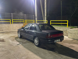 Mazda 323 foto 2