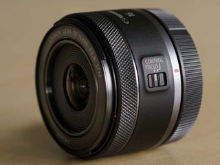 canon 16mm rf 1.8