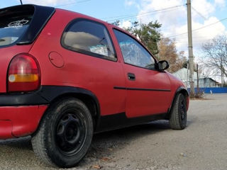 Opel Corsa foto 2