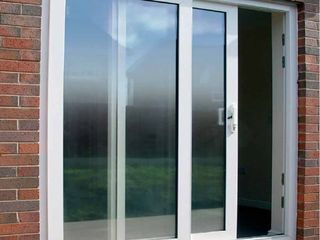 Ремонт и регулировка окон и дверей ПВХ Замена резинового уплотнителя . Reparatie ferestre usi PVC foto 4