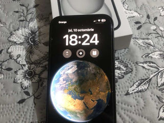 Vind IPhone 15  256  GB memorie  bateria 100 de procente