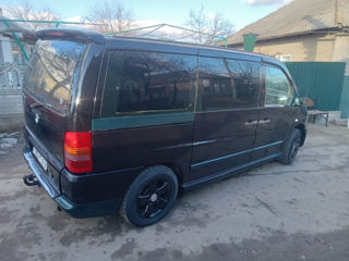 Mercedes Vito foto 2