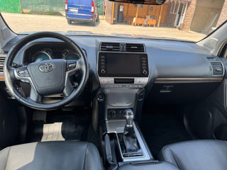 Toyota Land Cruiser Prado фото 4