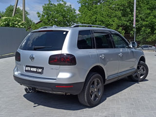 Volkswagen Touareg foto 5