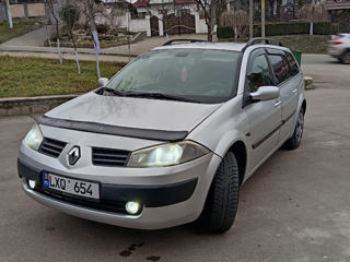 Renault Megane foto 2