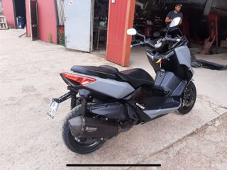 Yamaha XMAX 400 foto 1