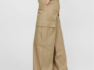 Pantaloni cargo Bershka