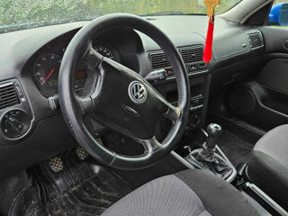 Volkswagen Golf foto 6