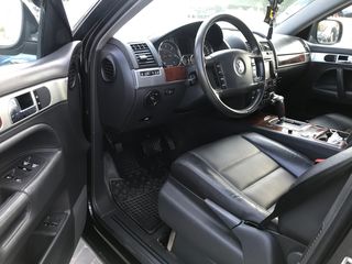 Volkswagen Touareg foto 11