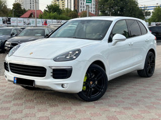 Porsche Cayenne foto 1