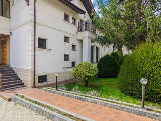 Vânzare casă în 3 nivele cu teren de 6 ari, sectorul Râșcani, str. Spartacus; foto 2