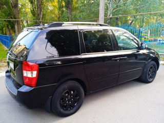 KIA Carnival foto 14