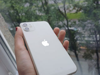 vand iPhone 11 foto 1