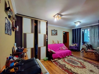 Apartament cu 2 camere, 45 m², Botanica, Chișinău foto 3